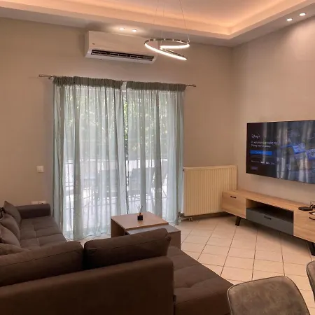 Comfortable Apartment Near To Metro-3